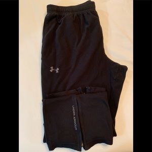 Men’s XL Under Armour Black Sweat Bottoms.